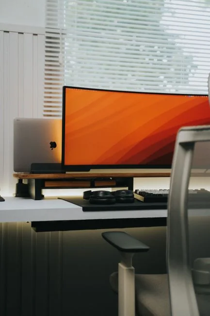 macbook-pro-turned-on-bd7gnnwjbku